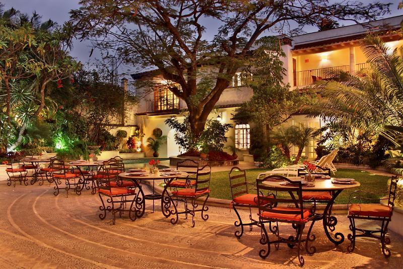 Hotel Boutique La Casa Azul Cuernavaca Kültér fotó